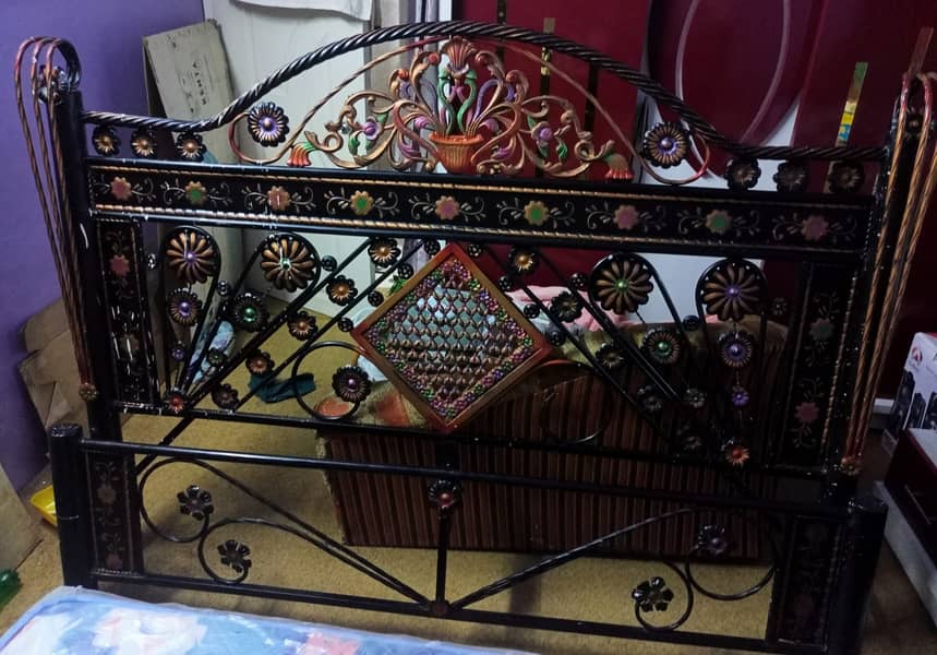 Iron Bed 0