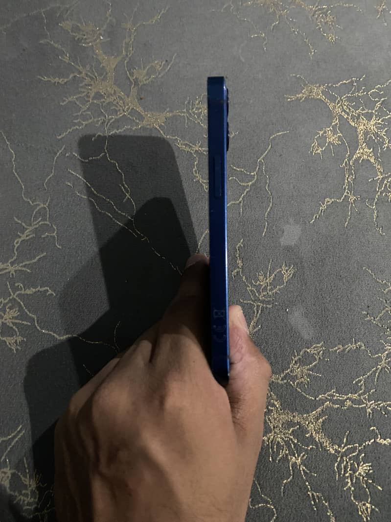 Iphone 12 mini 1