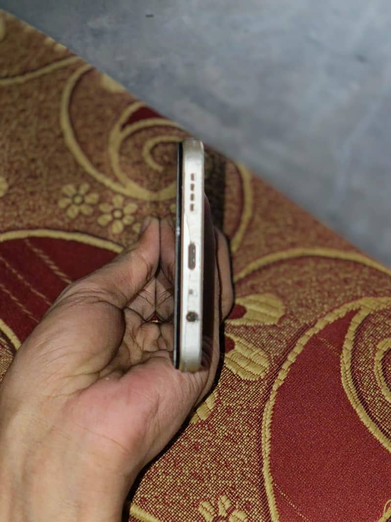 realme note 70 3