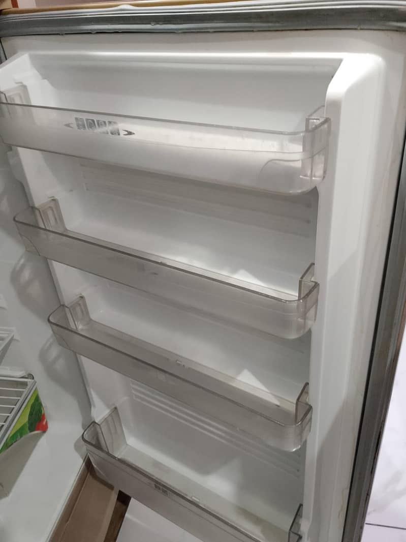 refrigerator 4