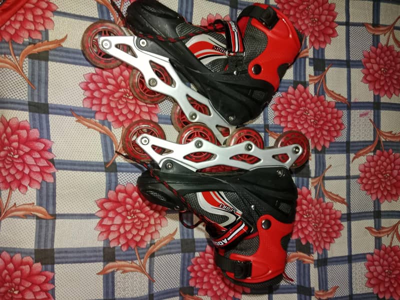 inline skating shoes 3