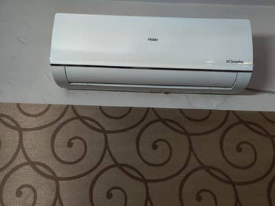 Haier 1.5 Ton Inverter AC in Excellent Condition
