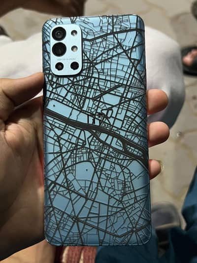 One Plus 9R