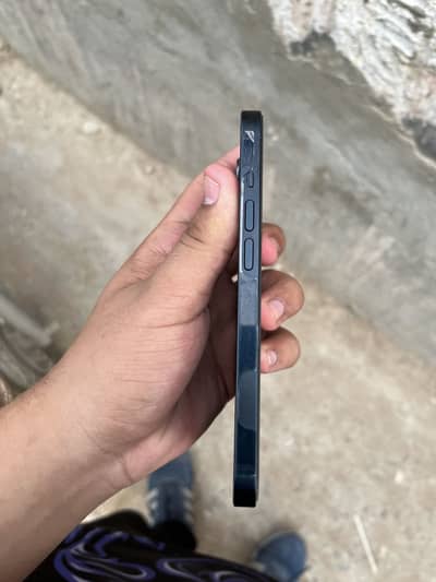 Apple iPhone 14