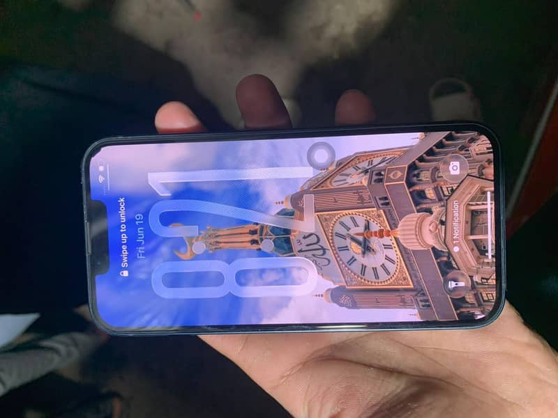 Apple iPhone 13 3