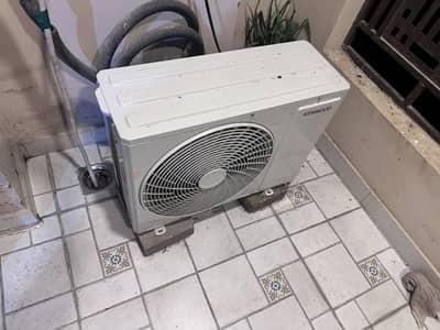 Kenwood e supreme 1 ton Ac new condition