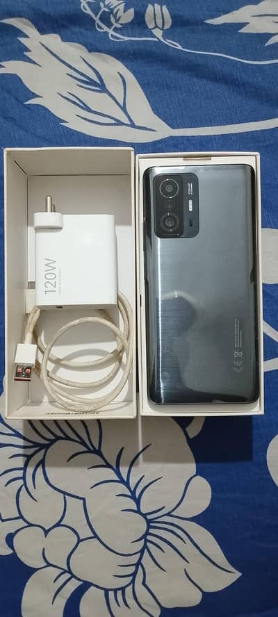 Xiaomi 11T Pro // 12/256// with box