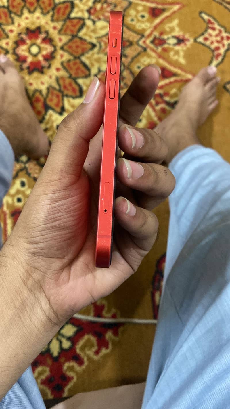 Apple iPhone 12 3