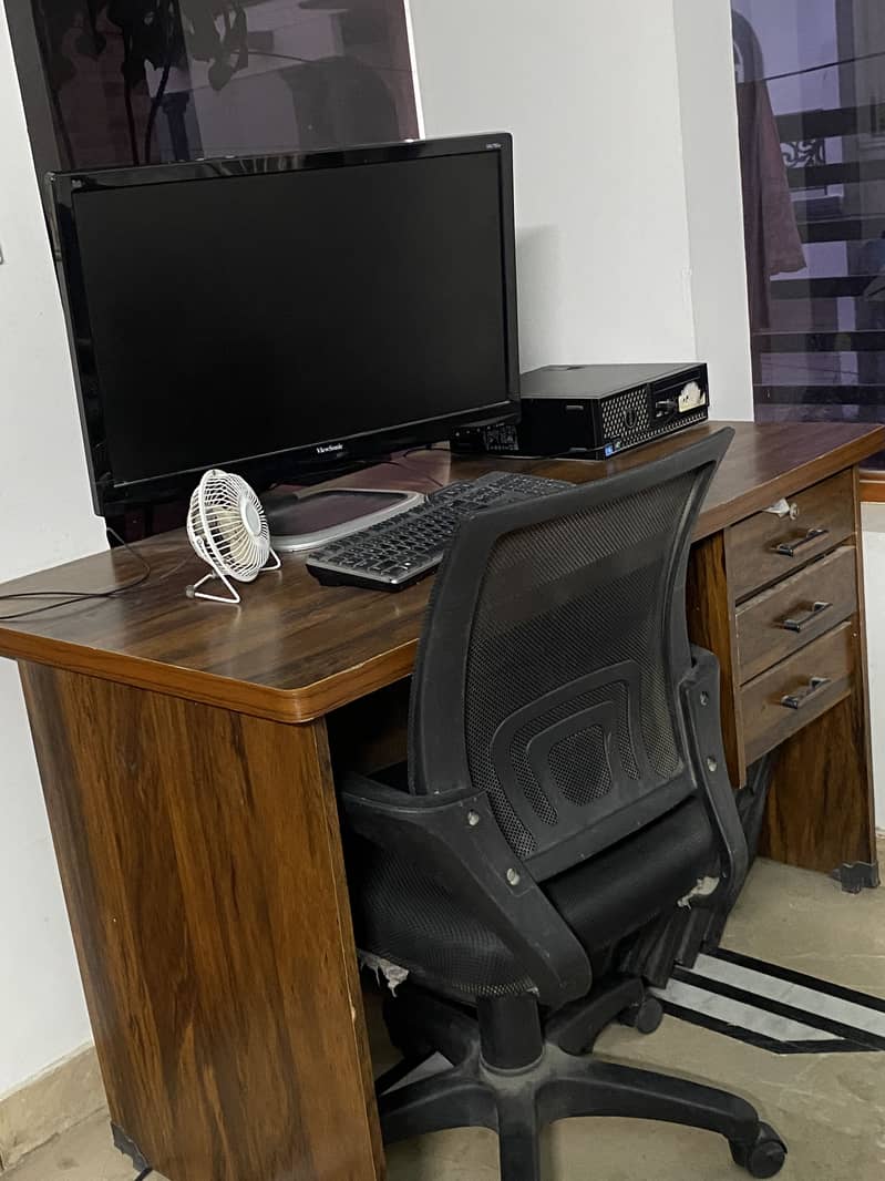Computer 4