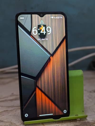 Realme C33