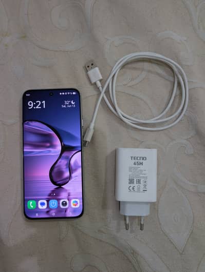 Techno Spark 40 pro in brand new condition for sale