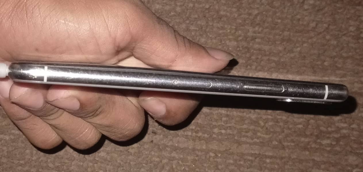 Apple iPhone X 1