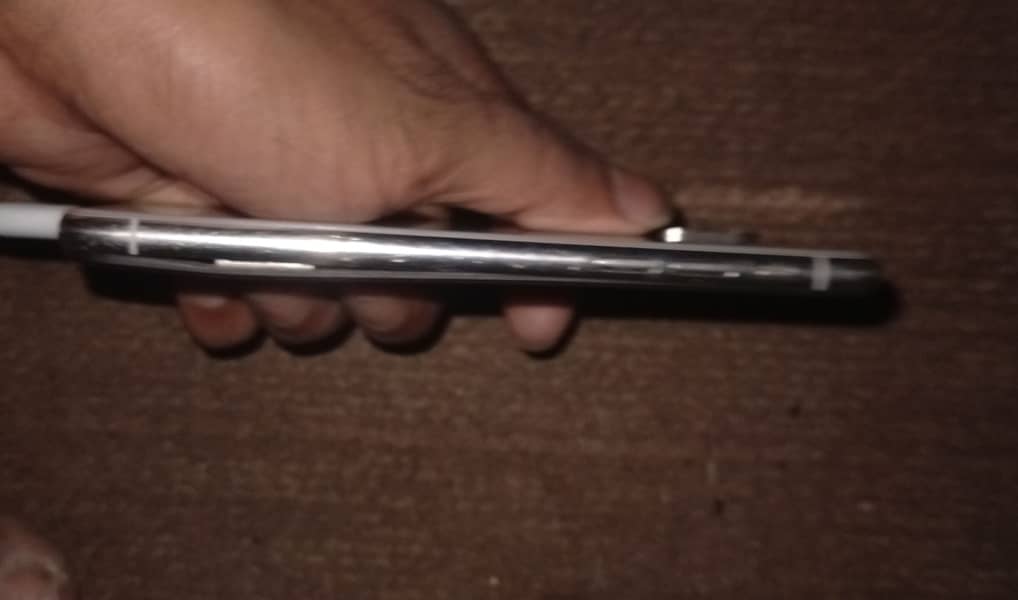 Apple iPhone X 6