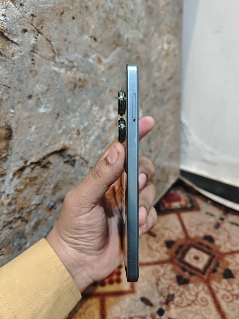 Redmi note 13 pro 4