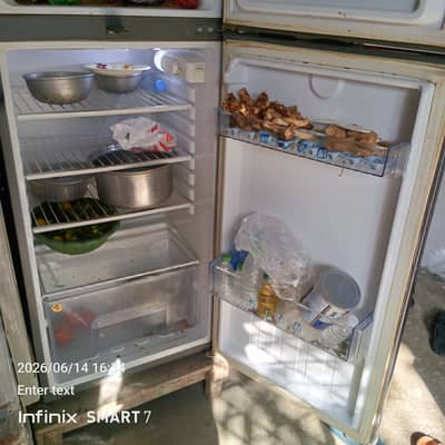 HAIER FRIDGE GOOD CO HAIENDITION URGENT FOR SALE