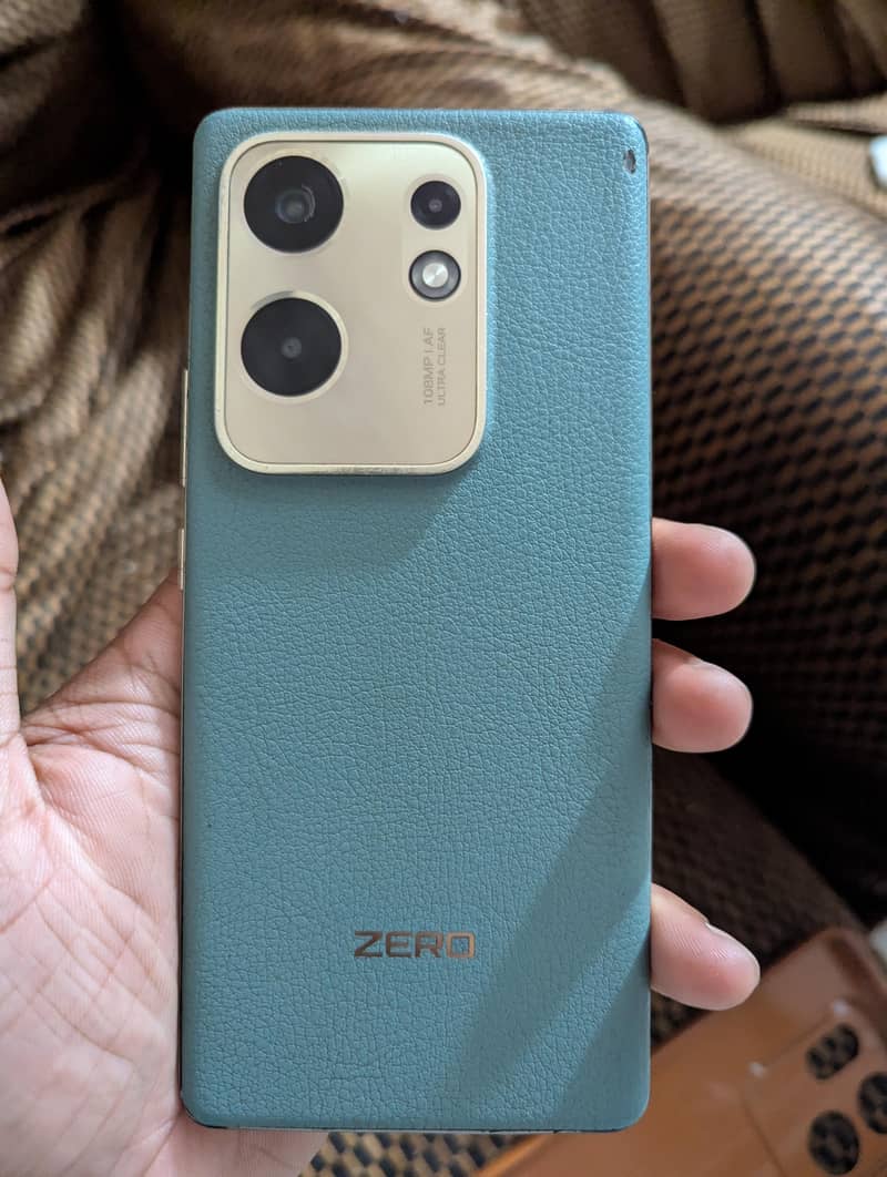 Infinix Zero 30 1