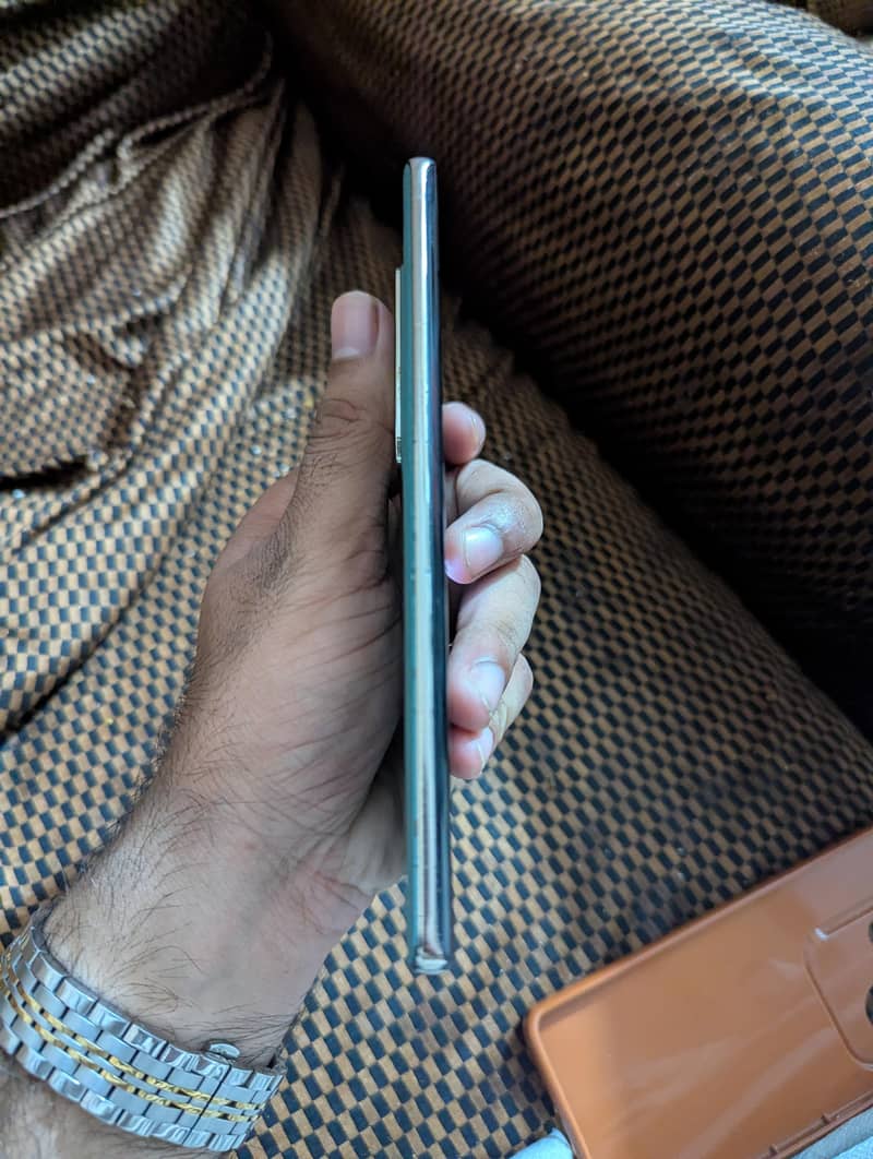 Infinix Zero 30 3