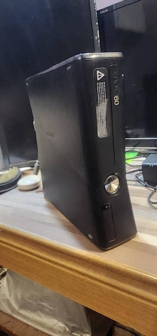 xbox 360 slim 0