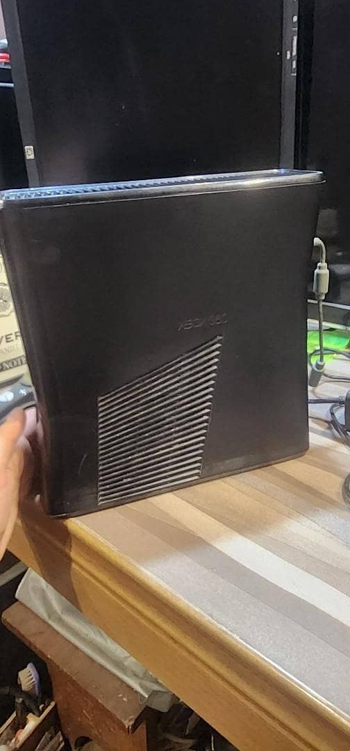 xbox 360 slim 2
