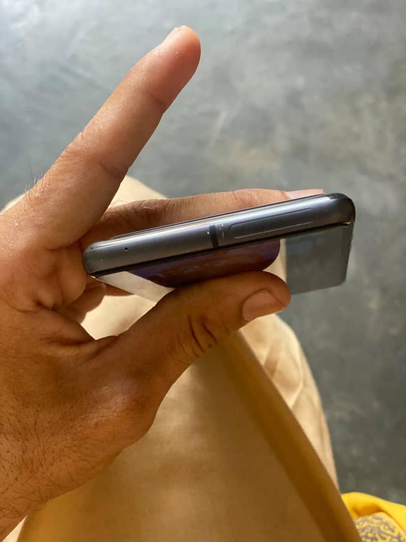 Google Pixel 7 5