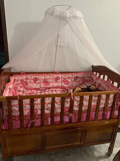 baby cot
