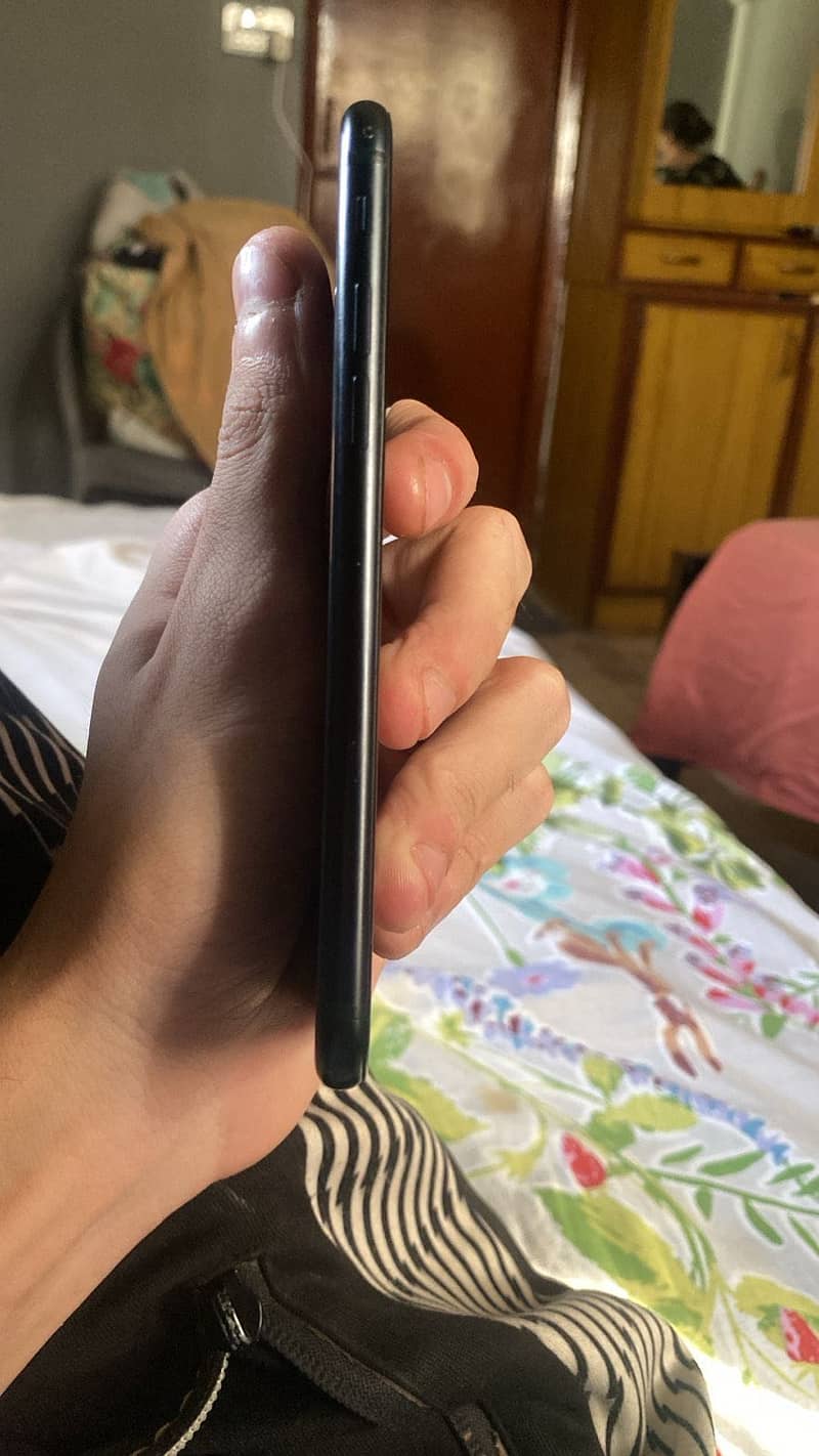 Apple iPhone SE 2