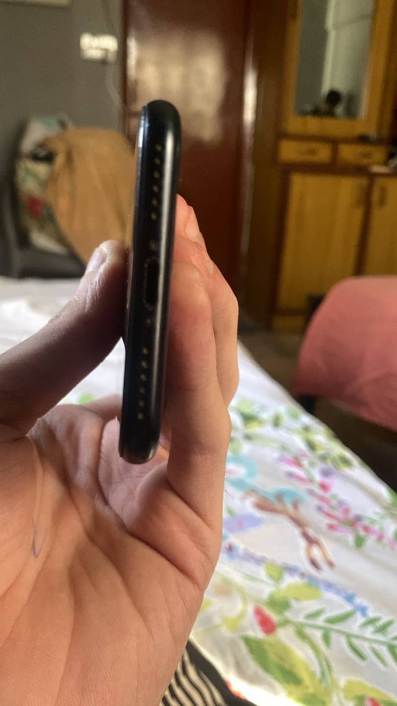 Apple iPhone SE 3