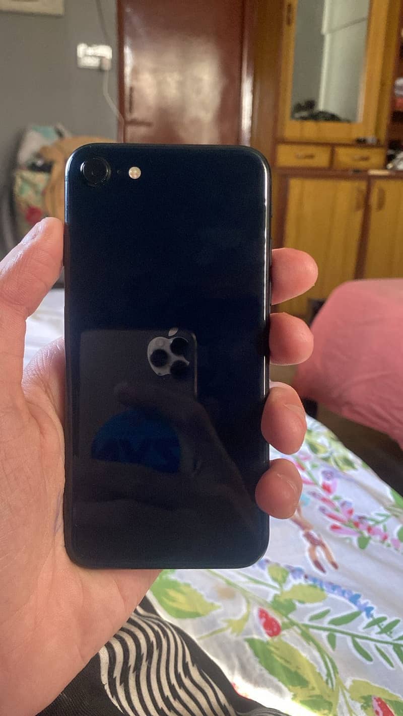 Apple iPhone SE 4