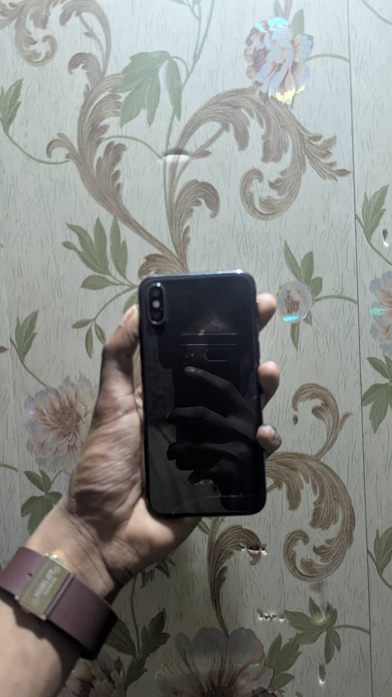 Apple iPhone X 0