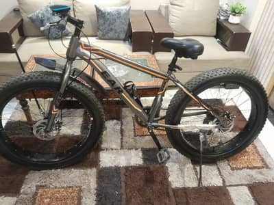 Ear bicycle condition slightly used tire condition new