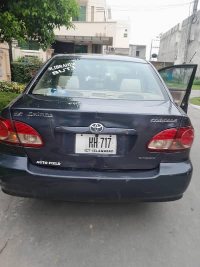 Toyota Corolla SE Saloon