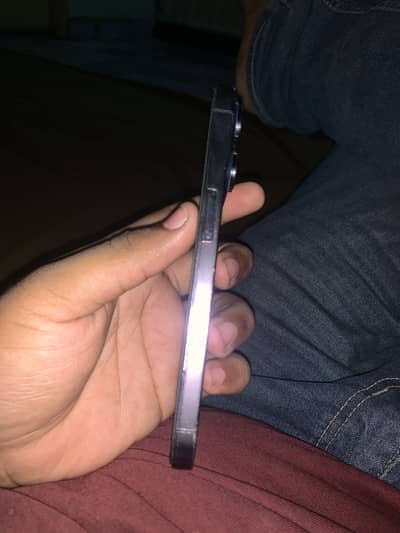 Apple iPhone 14 Pro factory unlock 10/10