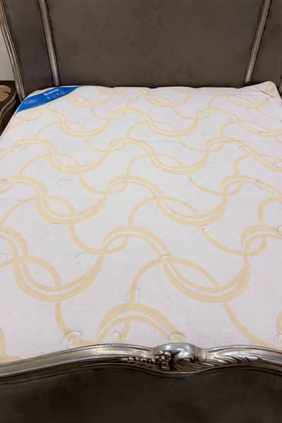 Bravo Master Celeste King size in Excellent Condition
