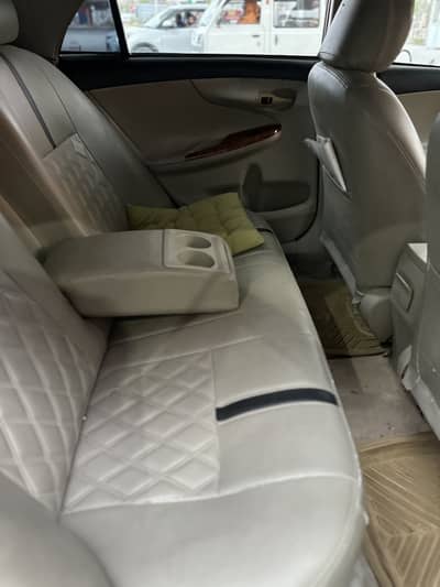 Toyota Corolla Altis 2010