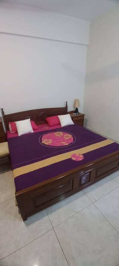 King Size Bed (1) and Single Beds (2) with Side Tables and Mattress