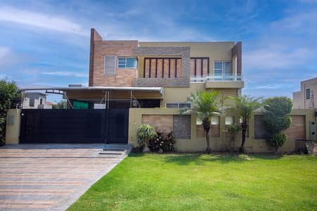 1 Kanal House In DHA Phase 6 For rent