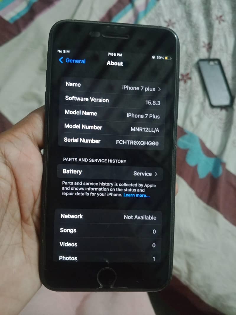 Apple iPhone 7 Plus 0