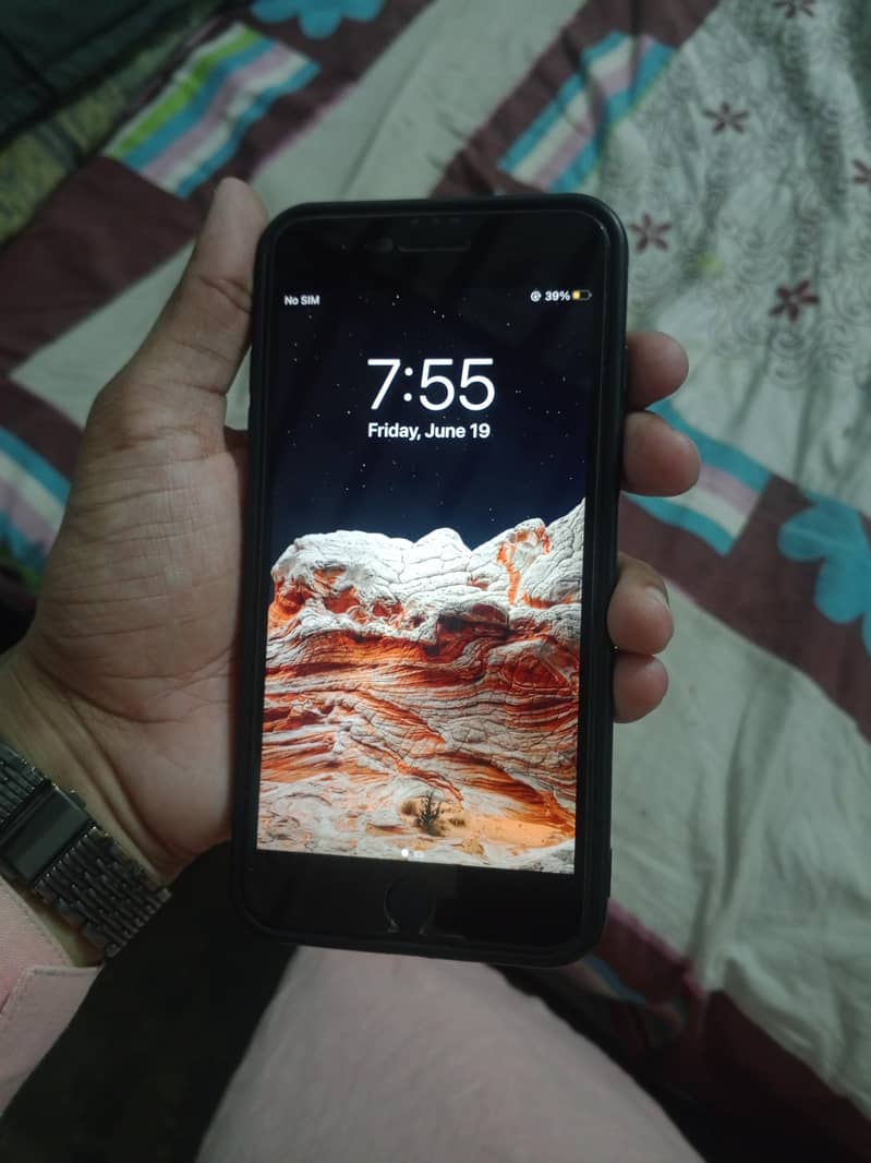 Apple iPhone 7 Plus 3