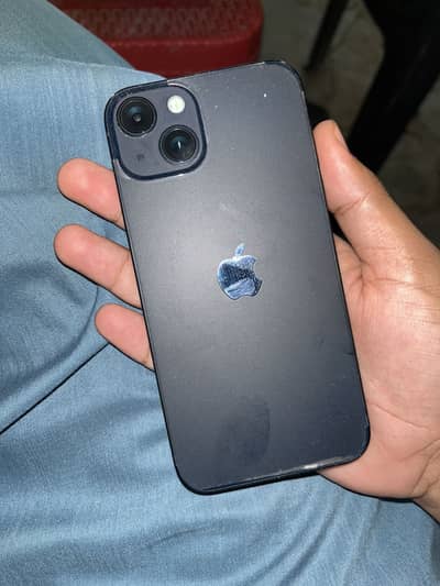 Apple iPhone 13