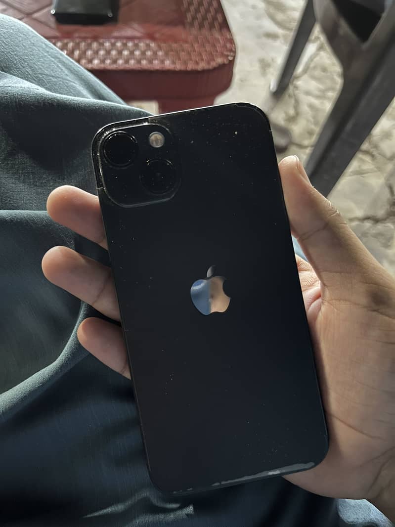 Apple iPhone 13 1