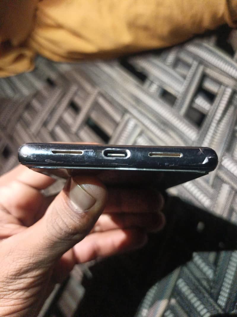Google Pixel 6 4