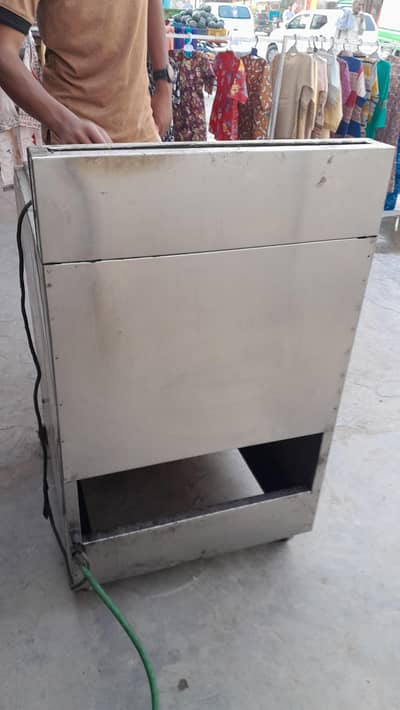 frari munasib qimat par majod h agar ksi bhai ko chahia to rabta kary