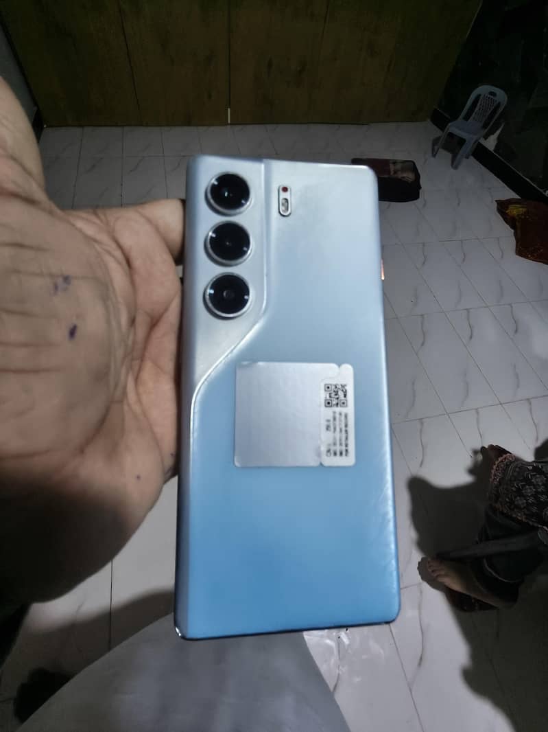 Tecno CAMON 40 Pro 2