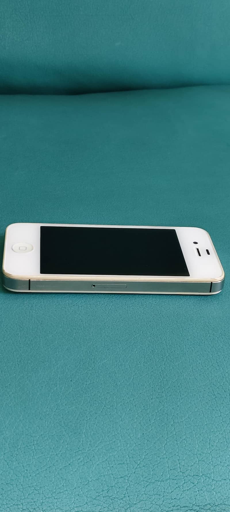 Apple iPhone 4s 6