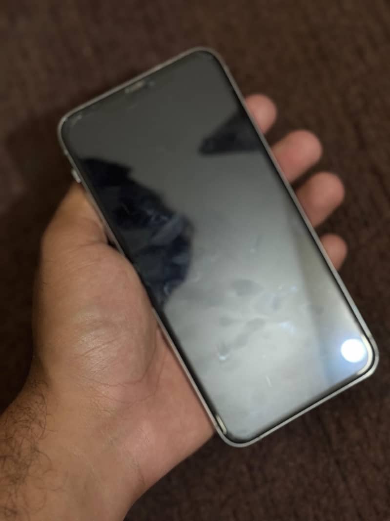 Apple iPhone 11 Pro Max 5