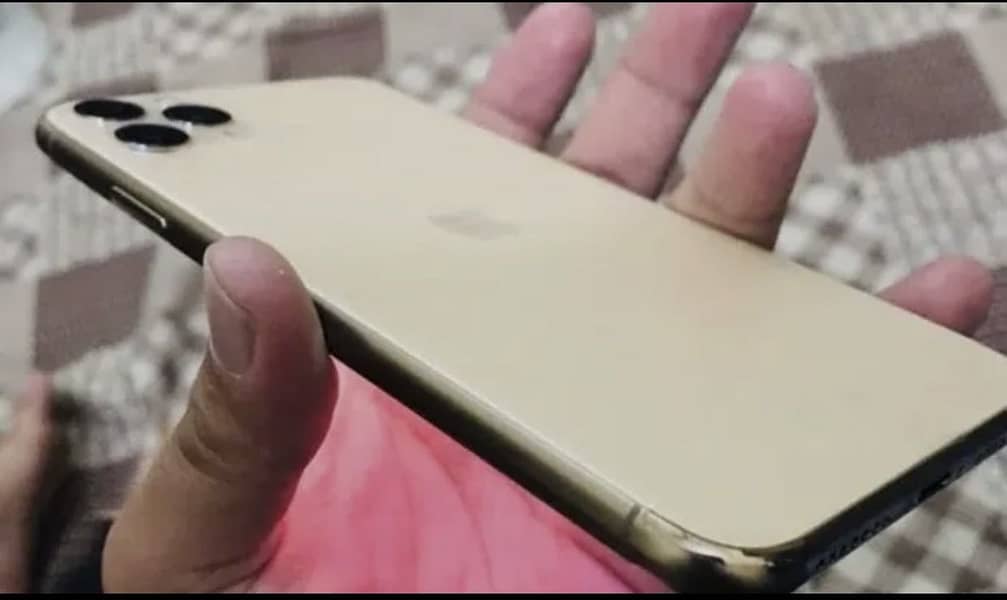 Apple iPhone 11 0