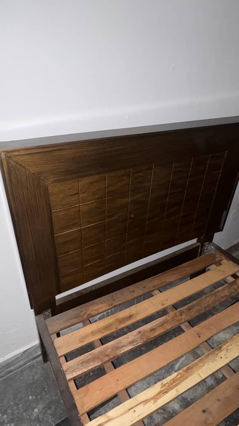 Single bed 3