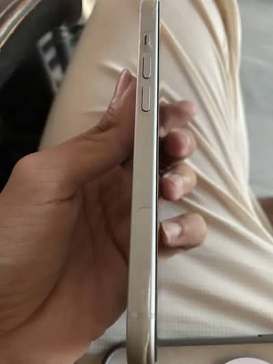 Apple iPhone 15