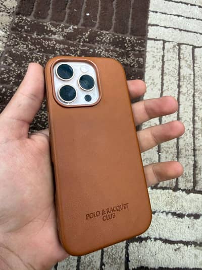 Apple iPhone 16 Pro