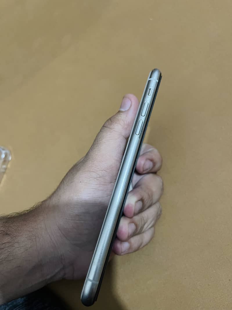 Iphone 11 Pro Max 6